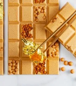 Callebaut Gold Chocolate 30.4% - Image 2
