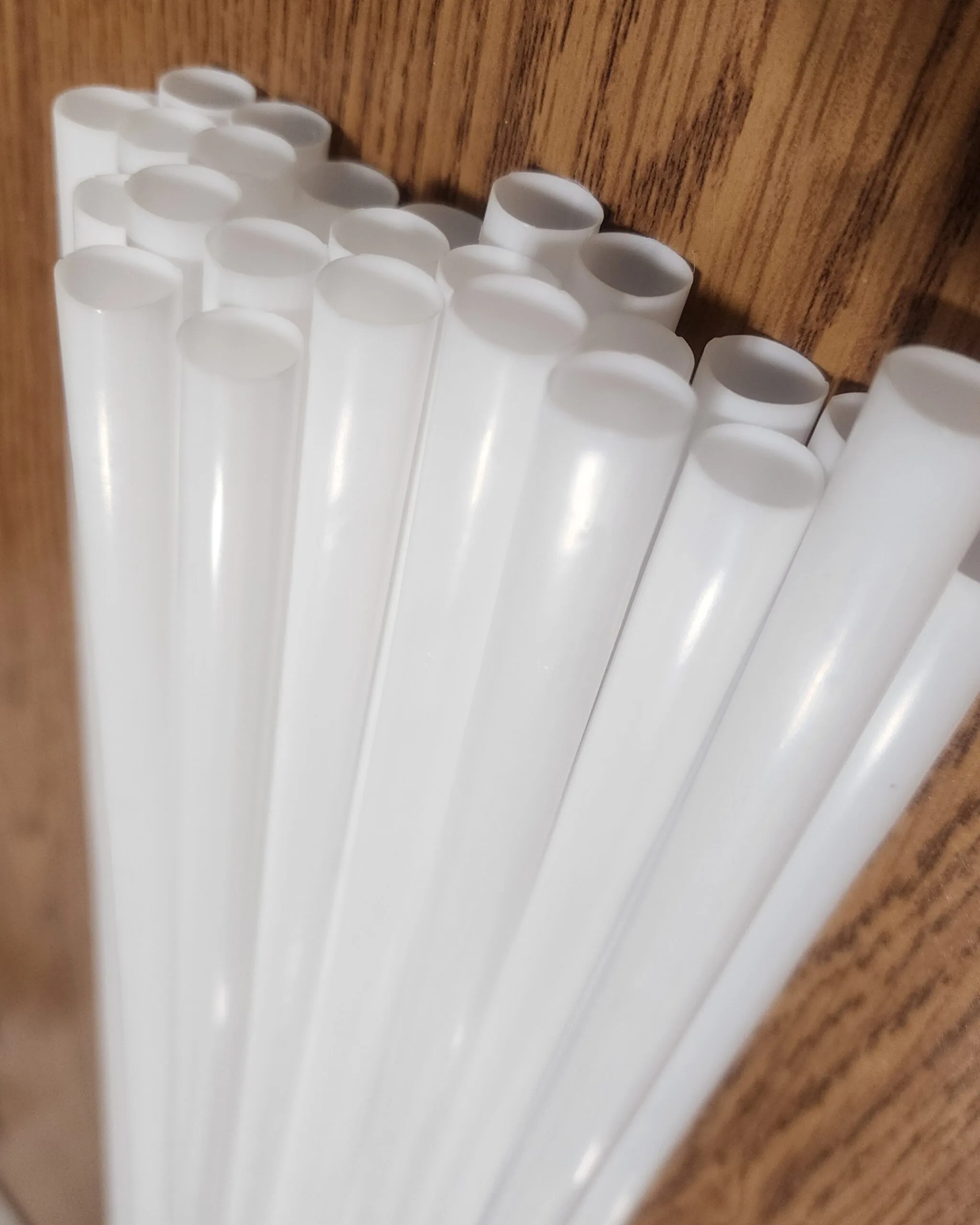 12" Plastic Cake Dowels 10/pack - Image 3
